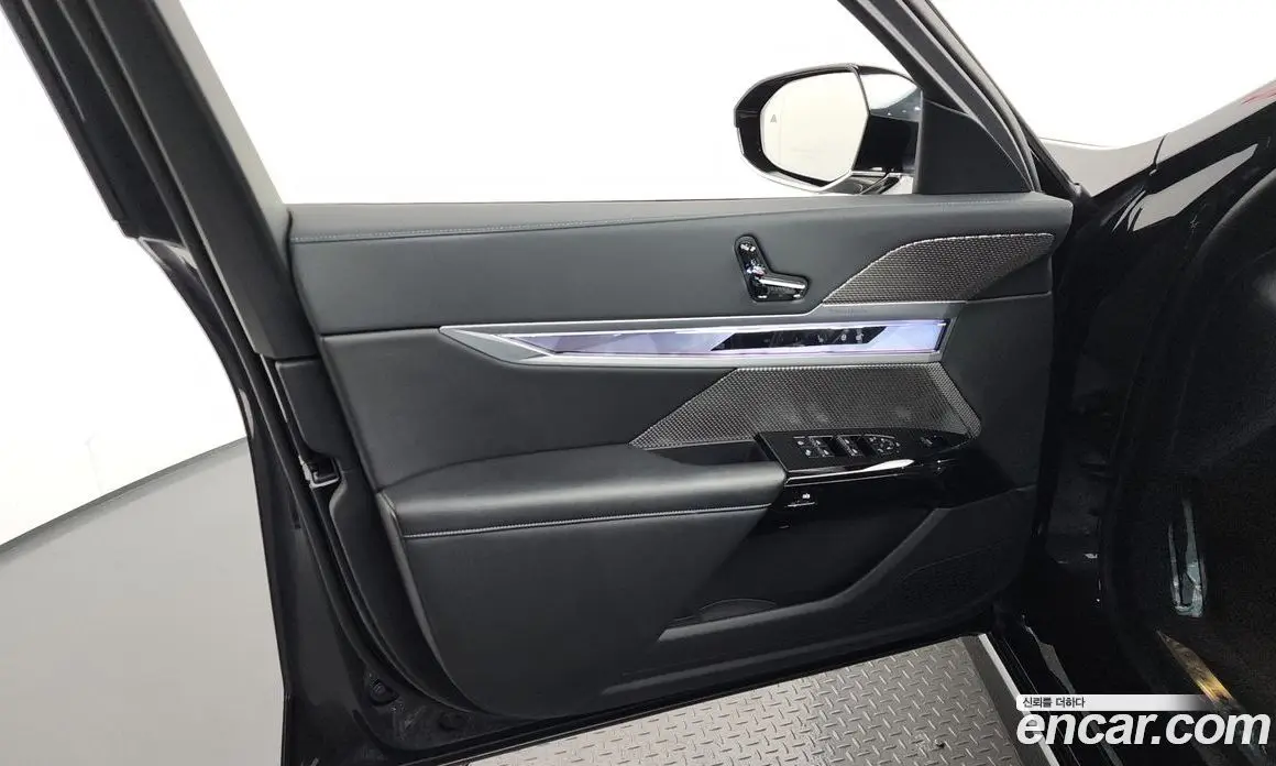 BMW 7 серия 2023 3.0 автомат (гидро), фото 14