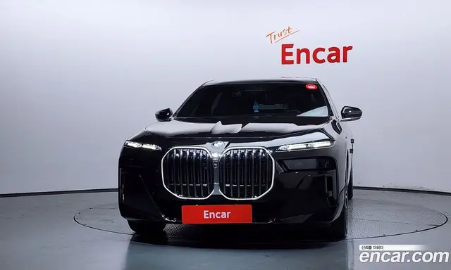 BMW 7 серия 2023 3.0 автомат (гидро), миниатюра 3