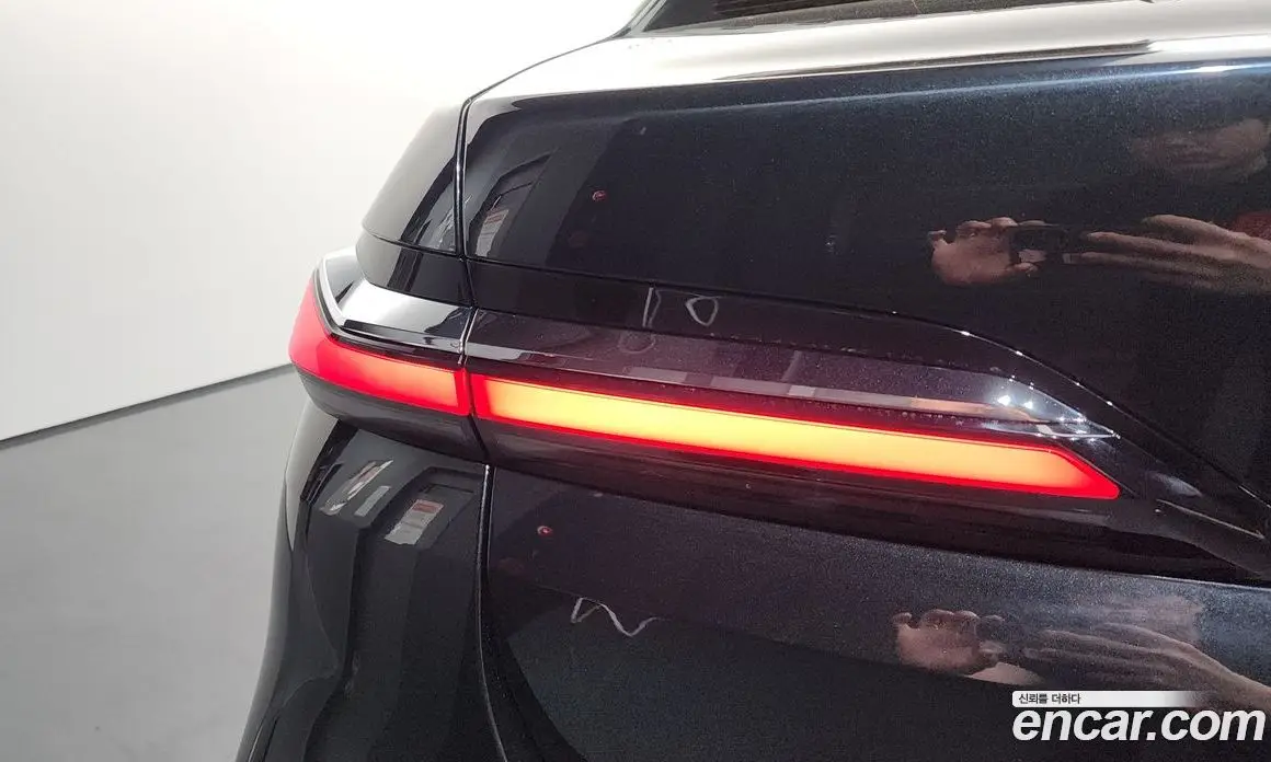 BMW 7 серия 2023 3.0 автомат (гидро), фото 9