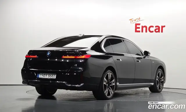 BMW 7 серия 2023 3.0 автомат (гидро), миниатюра 2