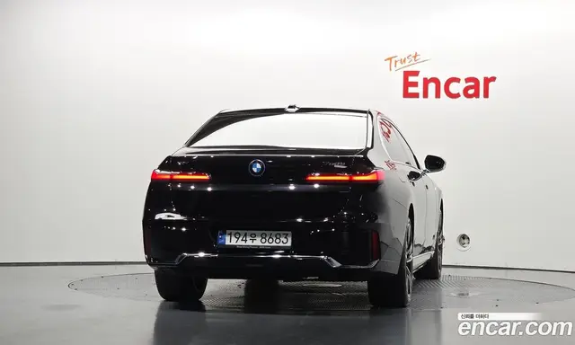 BMW 7 серия 2023 3.0 автомат (гидро), миниатюра 4