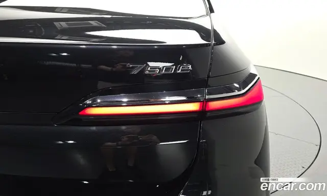 BMW 7 серия 2023 3.0 автомат (гидро), миниатюра 9