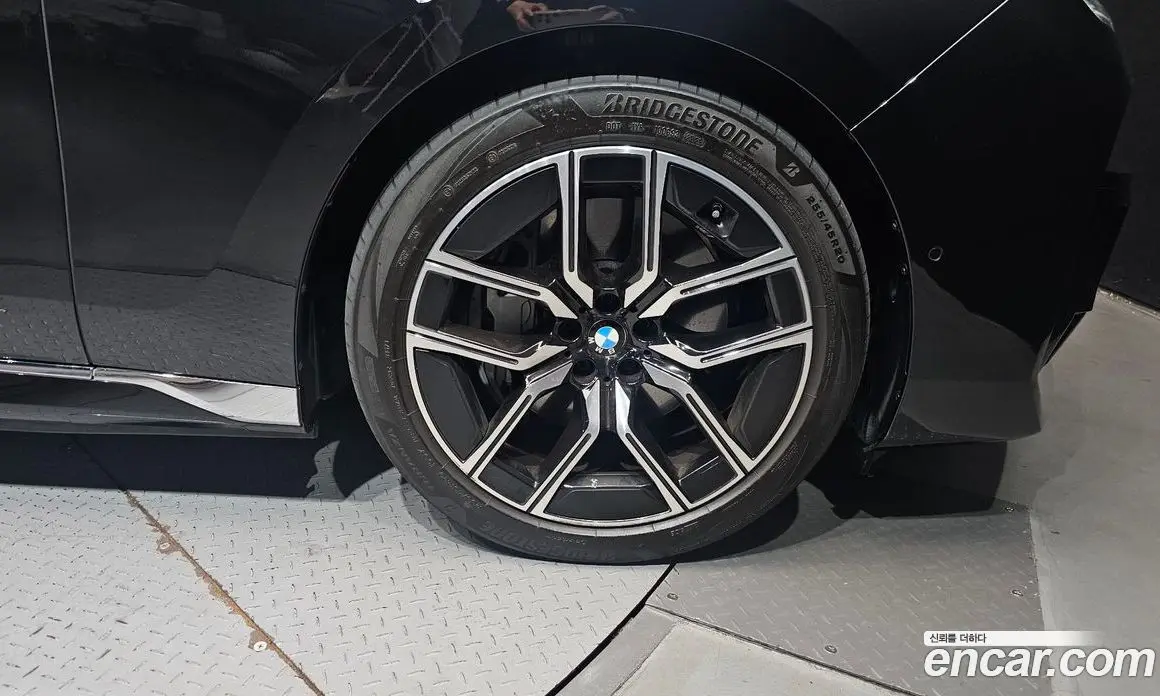 BMW i7 2023 0.3 автомат (гидро), фото 7 BMW i7 2023 0.3 автомат (гидро), фото 7