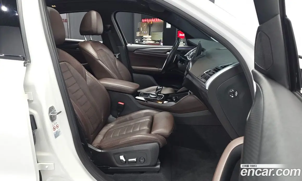 BMW X4 2022 2.0 автомат (гидро), фото 15
