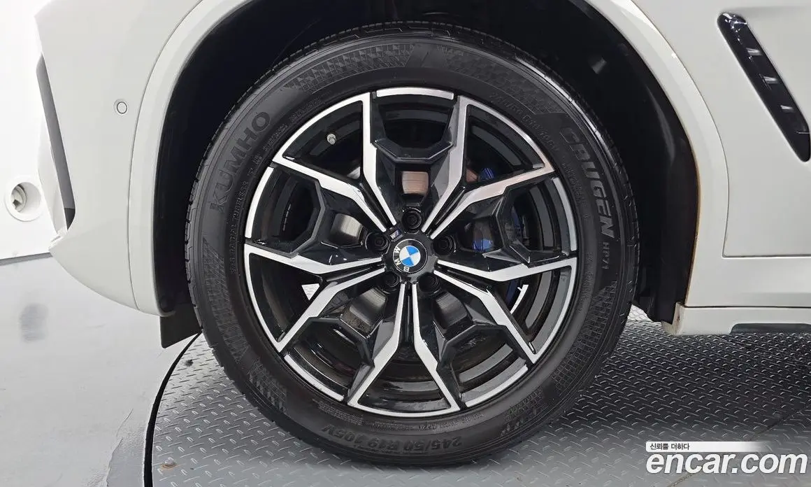 BMW X4 2022 2.0 автомат (гидро), фото 5