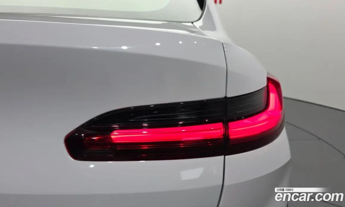 BMW X4 2022 2.0 автомат (гидро), фото 9