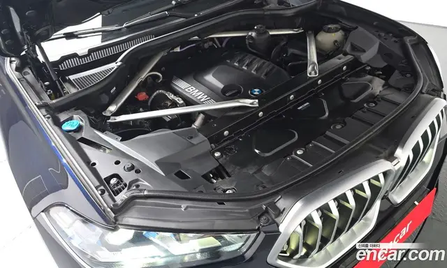 BMW X6 2024 3.0 автомат (гидро), миниатюра 5