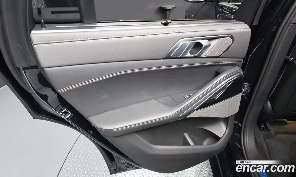 BMW X6 2025 3.0 автомат (гидро), фото 15