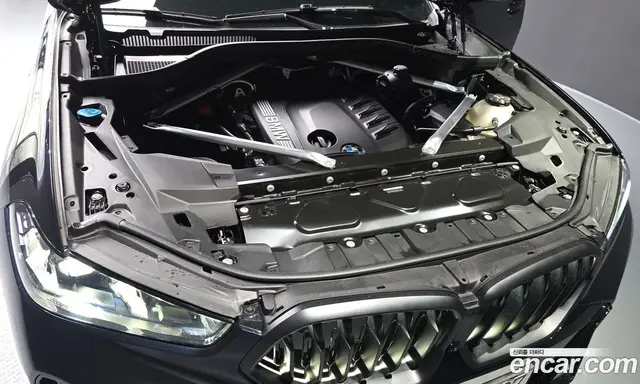 BMW X6 2025 3.0 автомат (гидро), миниатюра 6