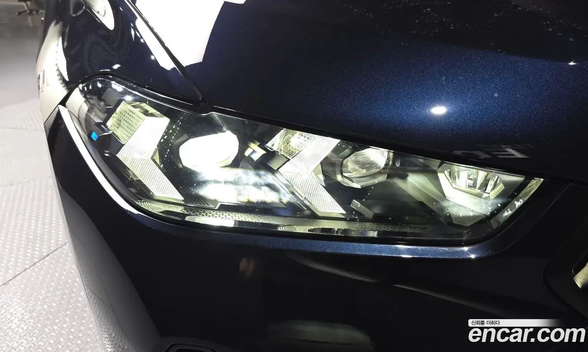 BMW X6 2025 3.0 автомат (гидро), фото 8
