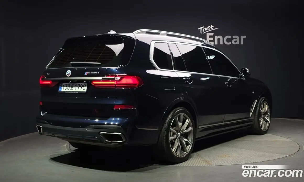 BMW X7 2022 4.4 автомат (гидро), фото 1 BMW X7 2022 4.4 автомат (гидро), фото 1