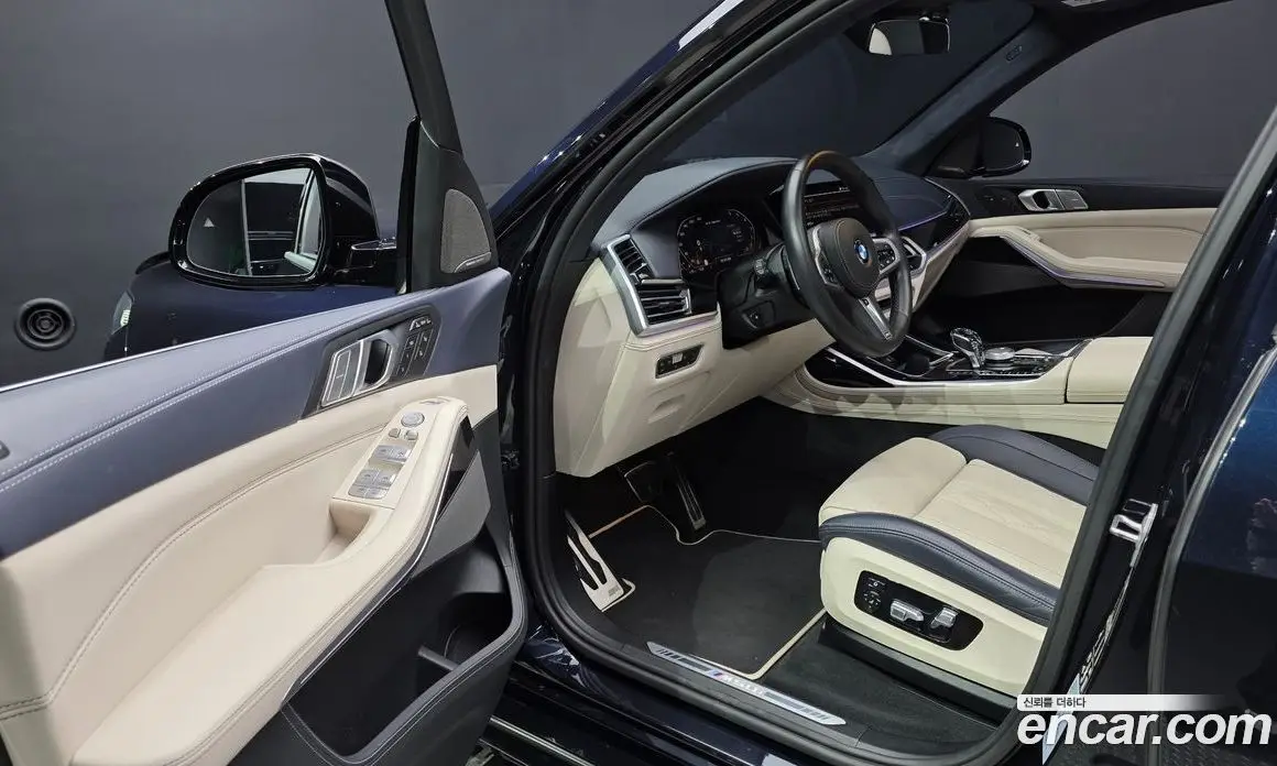 BMW X7 2022 4.4 автомат (гидро), фото 12 BMW X7 2022 4.4 автомат (гидро), фото 12