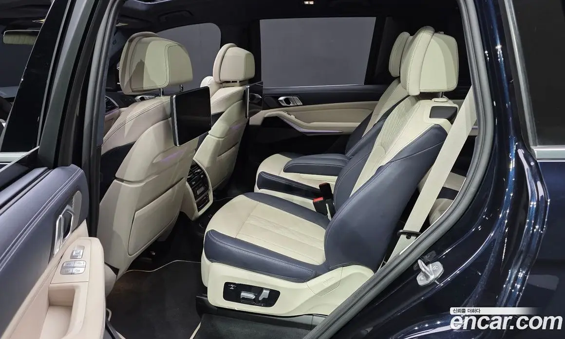 BMW X7 2022 4.4 автомат (гидро), фото 15 BMW X7 2022 4.4 автомат (гидро), фото 15