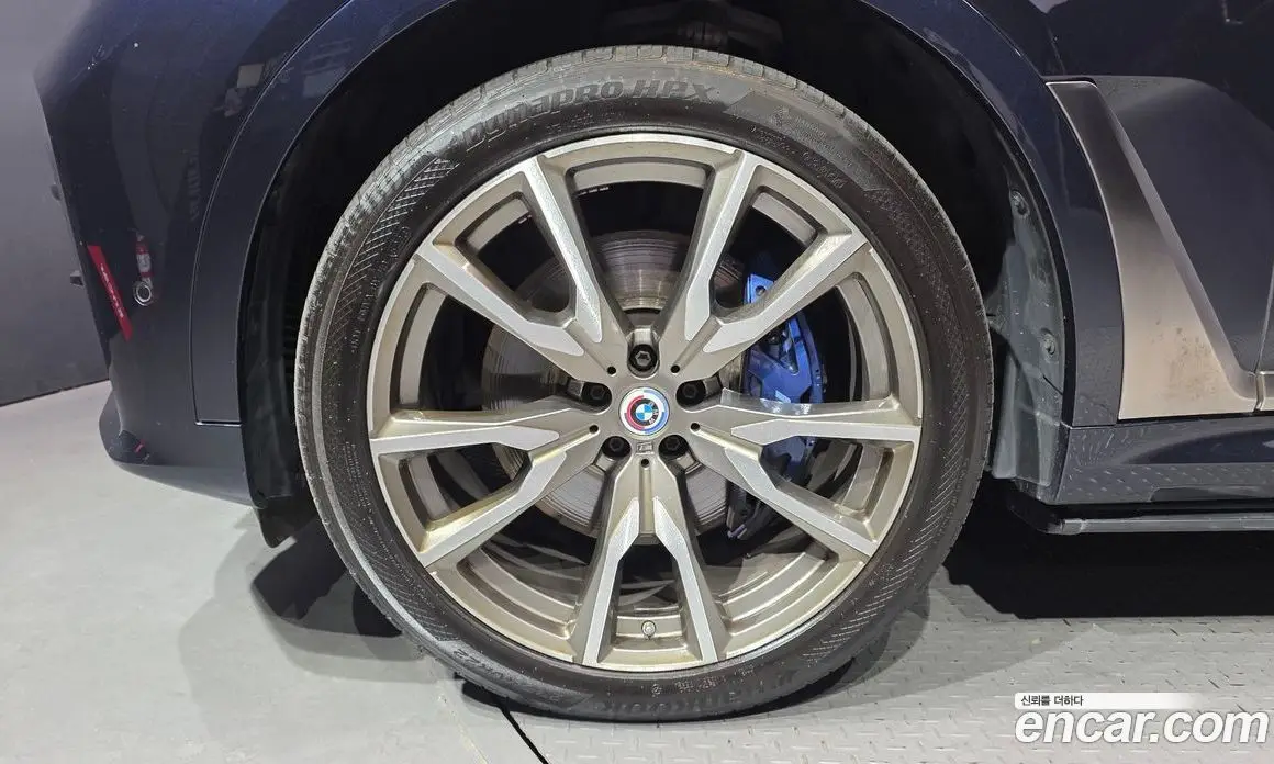 BMW X7 2022 4.4 автомат (гидро), фото 4 BMW X7 2022 4.4 автомат (гидро), фото 4