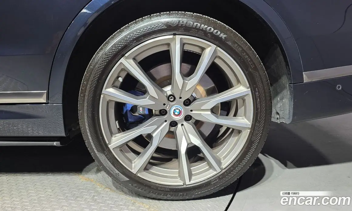 BMW X7 2022 4.4 автомат (гидро), фото 6 BMW X7 2022 4.4 автомат (гидро), фото 6