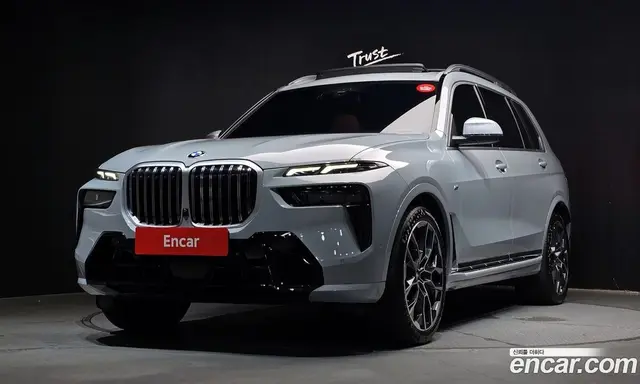 BMW X7, 2025, 6 175 км