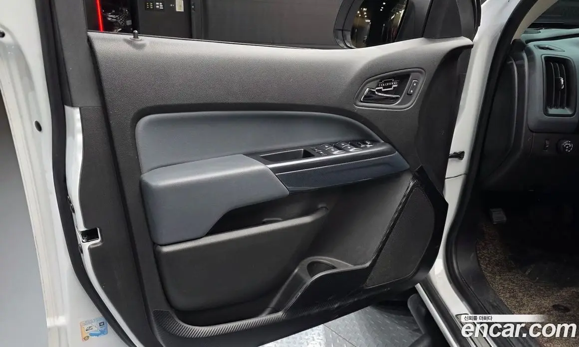 Chevrolet Colorado 2021 3.6 автомат (гидро), фото 14