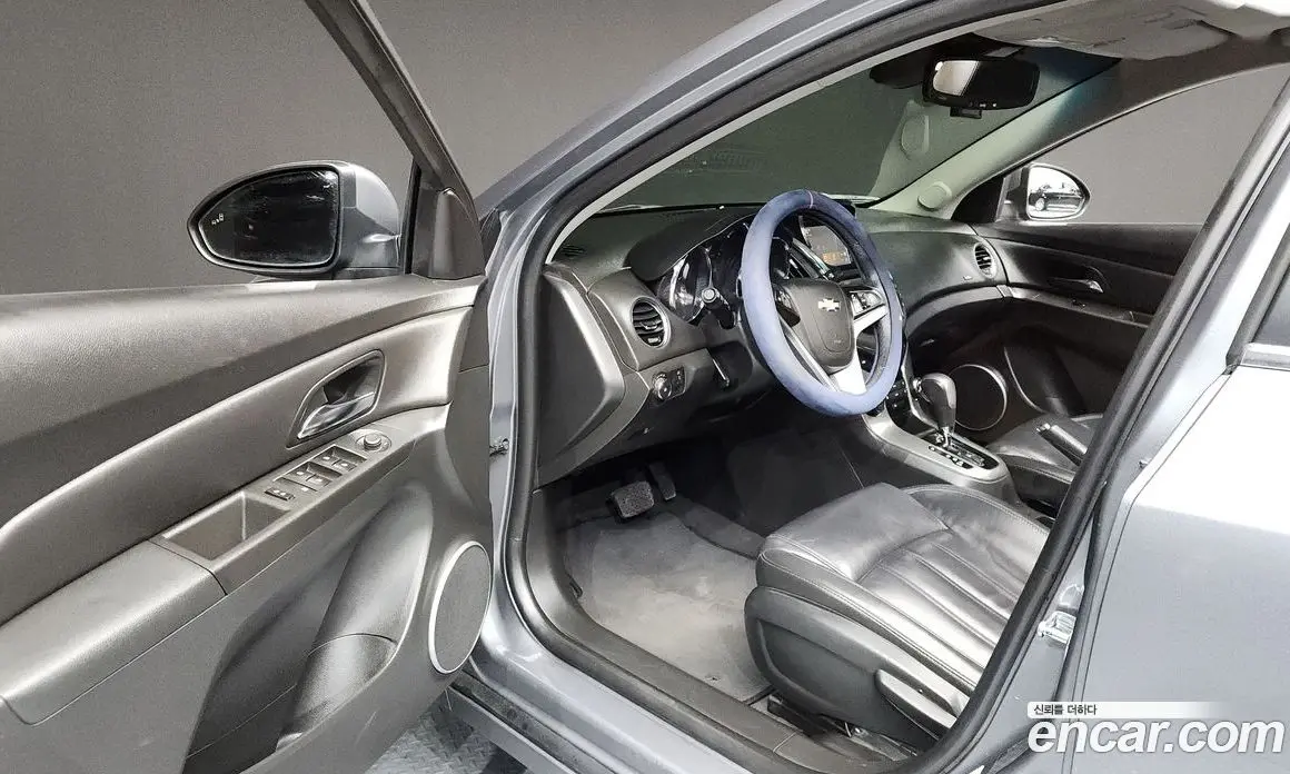 Chevrolet Cruze 2015 1.8 автомат (гидро), фото 13 Chevrolet Cruze 2015 1.8 автомат (гидро), фото 13