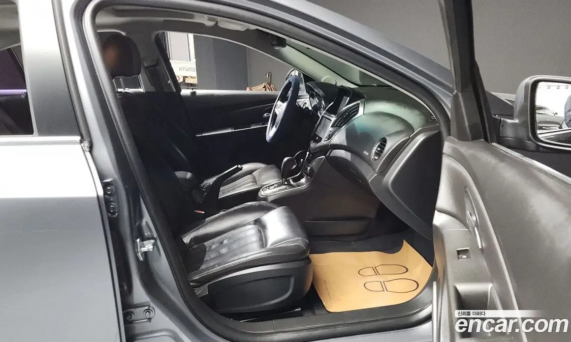Chevrolet Cruze 2015 1.8 автомат (гидро), фото 16 Chevrolet Cruze 2015 1.8 автомат (гидро), фото 16