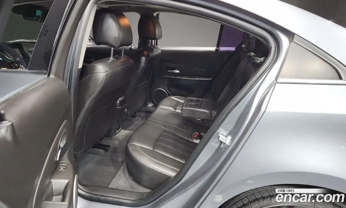 Chevrolet Cruze 2015 1.8 автомат (гидро), фото 18 Chevrolet Cruze 2015 1.8 автомат (гидро), фото 18