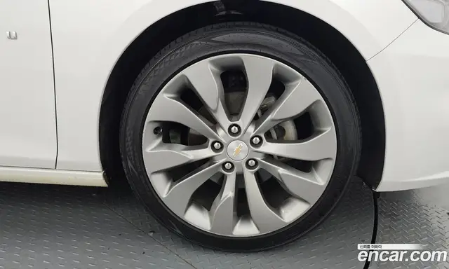 Chevrolet Malibu 2017 1.5 автомат (гидро), миниатюра 7 Chevrolet Malibu 2017 1.5 автомат (гидро), миниатюра 7