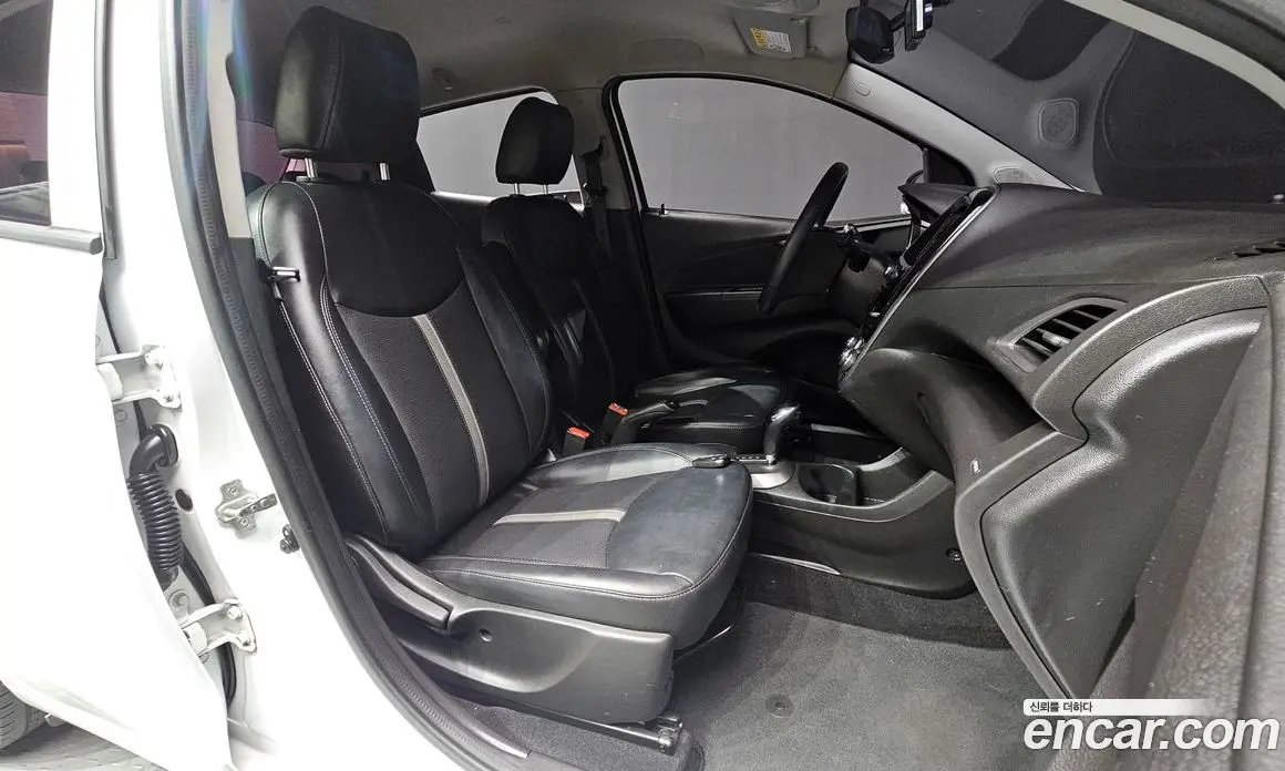 Chevrolet Spark 2020 1.0 автомат (гидро), фото 14 Chevrolet Spark 2020 1.0 автомат (гидро), фото 14