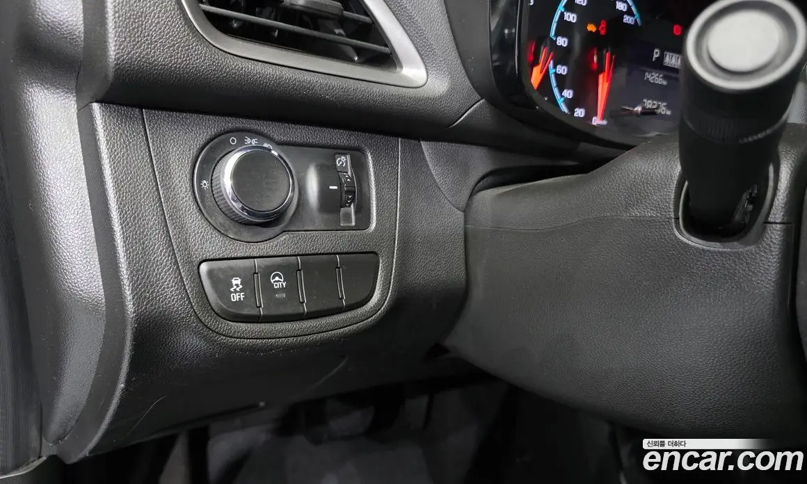 Chevrolet Spark 2022 1.0 автомат (гидро), фото 20