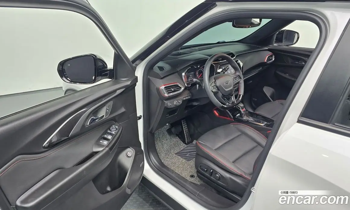 Chevrolet TrailBlazer 2023 1.3 автомат (гидро), фото 16 Chevrolet TrailBlazer 2023 1.3 автомат (гидро), фото 16