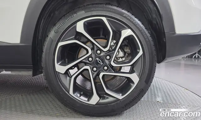 Chevrolet Trax 2023 1.2 автомат (гидро), миниатюра 7