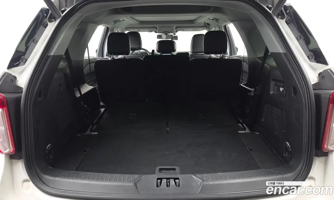 Ford Explorer 2023 2.3 автомат (гидро), фото 20 Ford Explorer 2023 2.3 автомат (гидро), фото 20