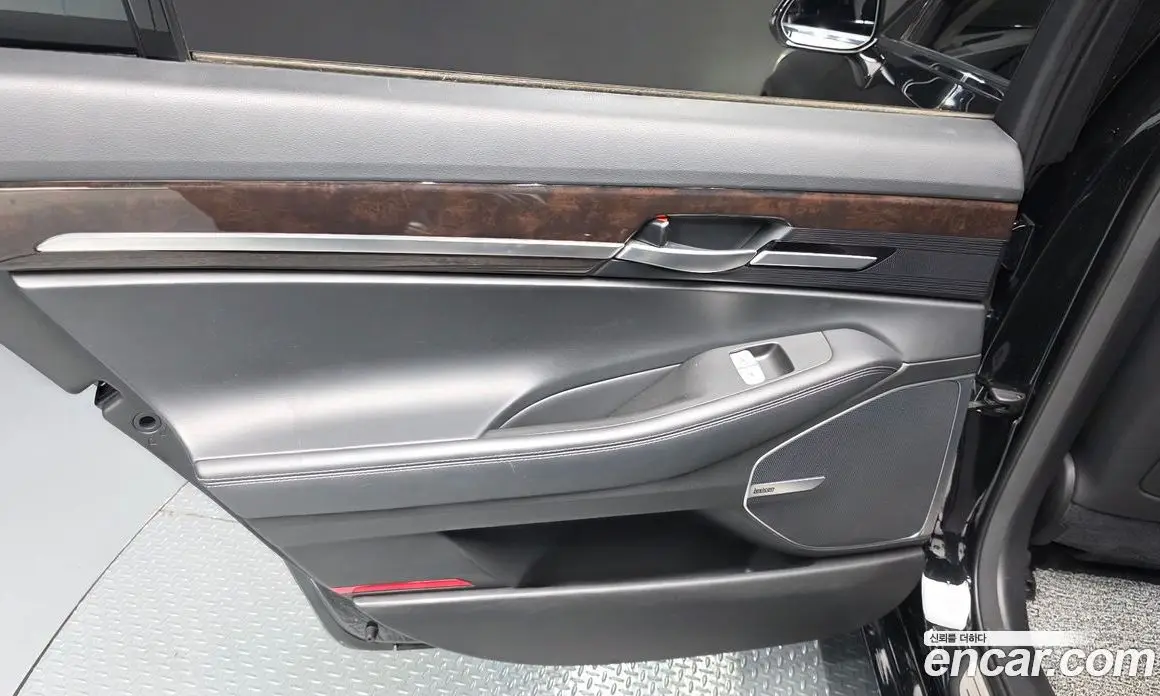Genesis EQ900 2017 3.8 автомат (гидро), фото 15 Genesis EQ900 2017 3.8 автомат (гидро), фото 15