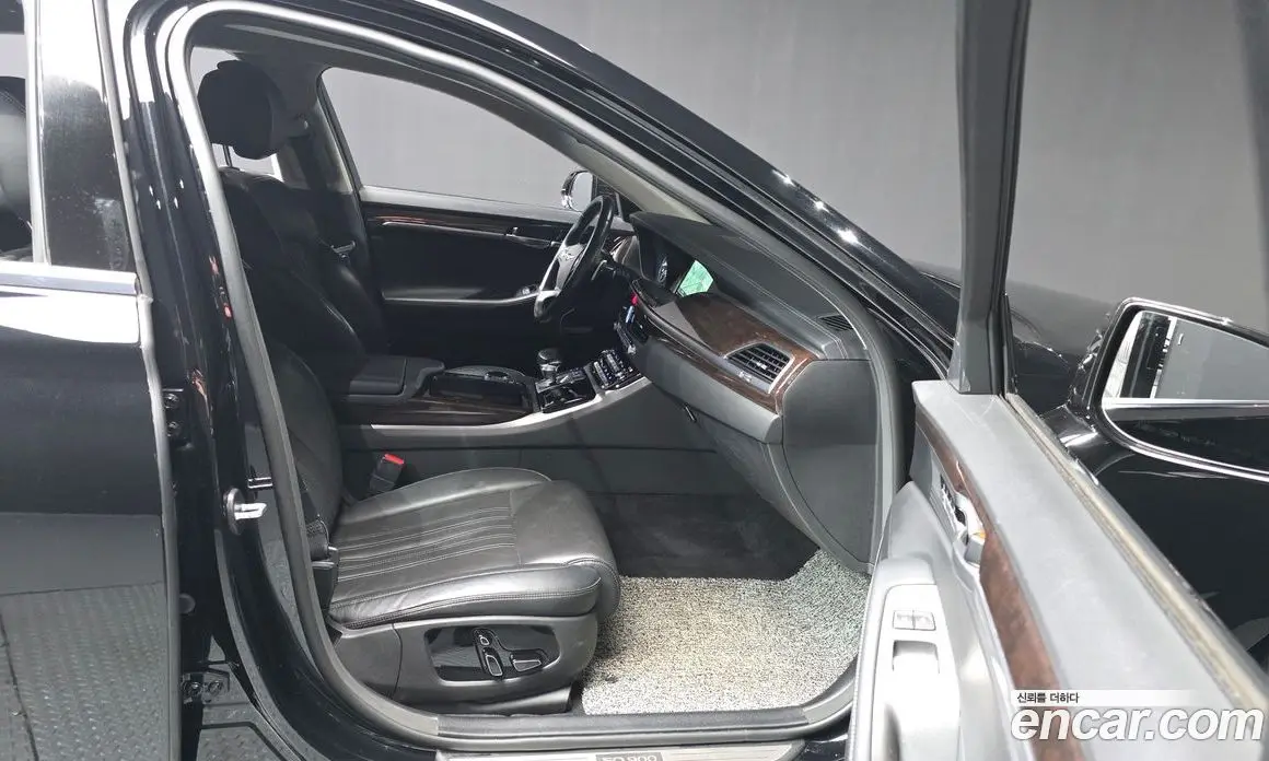 Genesis EQ900 2017 3.8 автомат (гидро), фото 17 Genesis EQ900 2017 3.8 автомат (гидро), фото 17