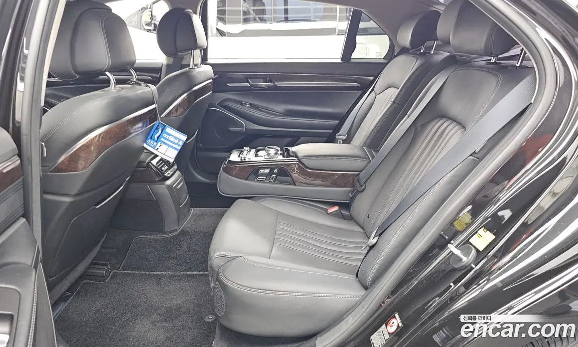 Genesis EQ900 2018 3.8 автомат (гидро), фото 16 Genesis EQ900 2018 3.8 автомат (гидро), фото 16