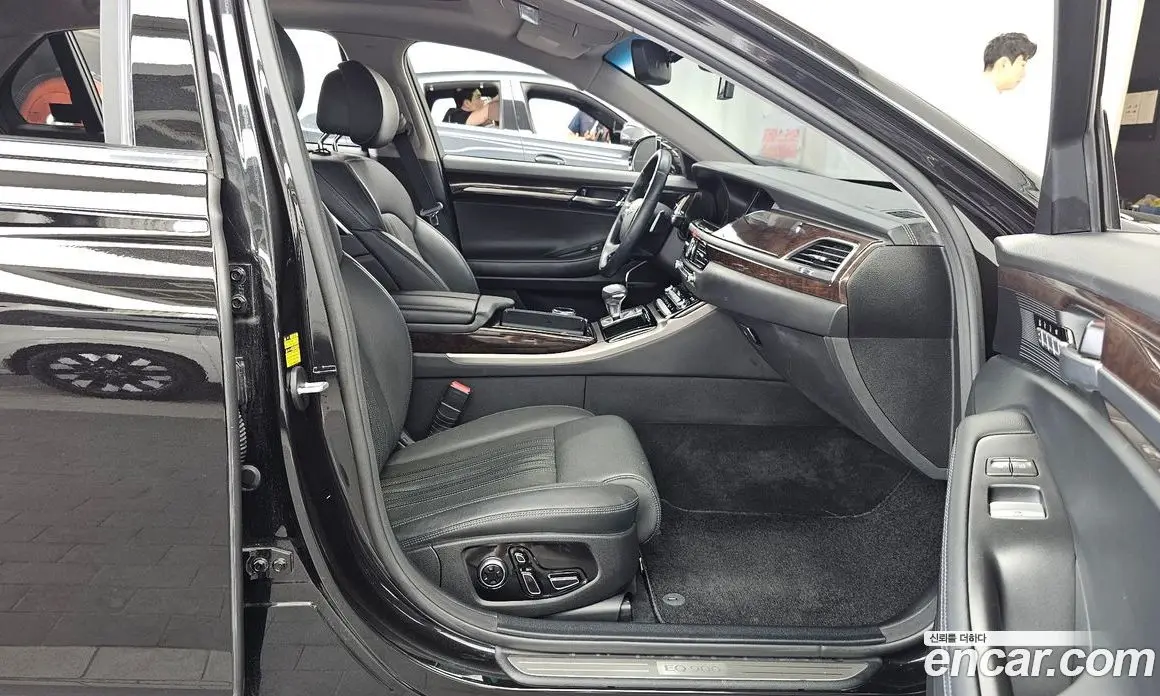 Genesis EQ900 2018 3.8 автомат (гидро), фото 17 Genesis EQ900 2018 3.8 автомат (гидро), фото 17
