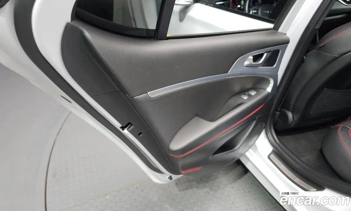 Genesis G70 2018 2.0 автомат (гидро), фото 15