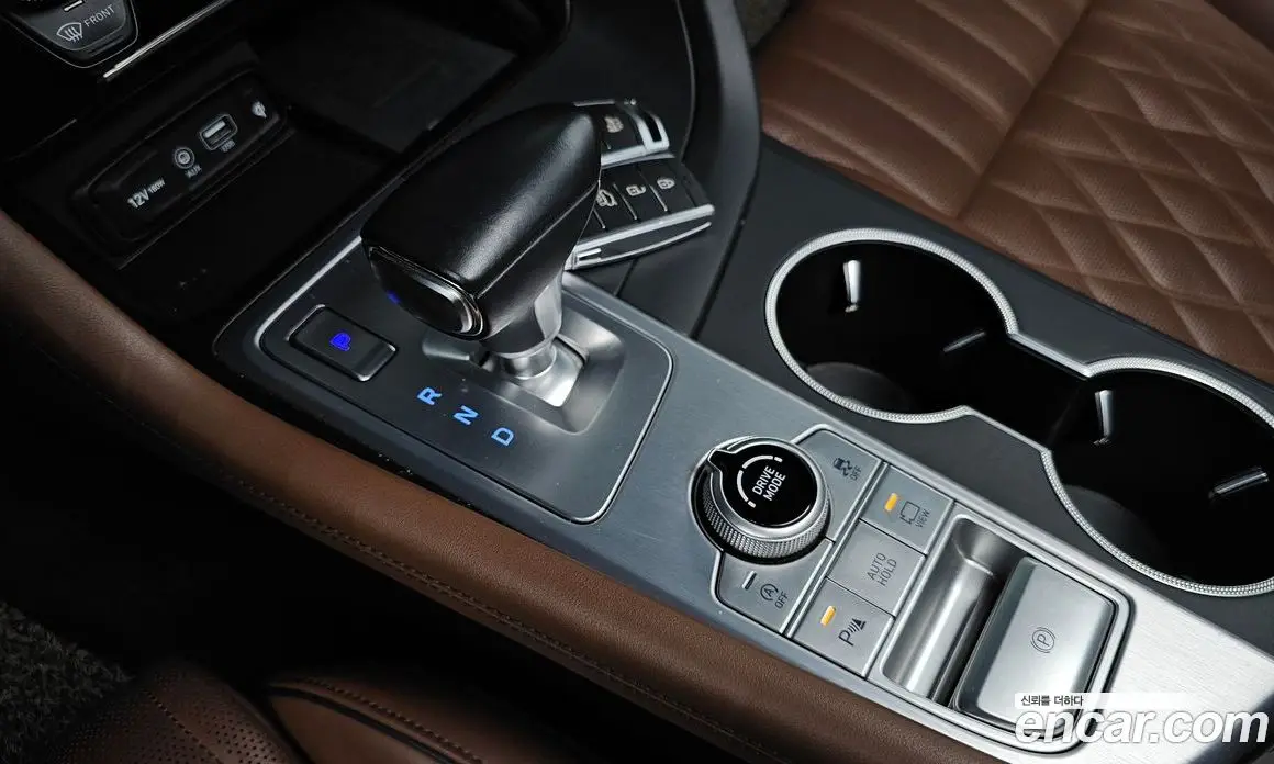 Genesis G70 2018 2.0 автомат (гидро), фото 11 Genesis G70 2018 2.0 автомат (гидро), фото 11