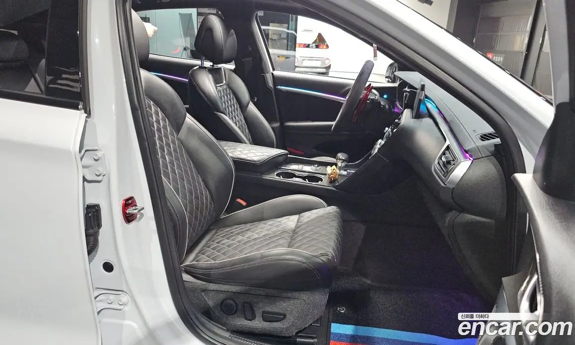 Genesis G70 2019 2.0 автомат (гидро), фото 18