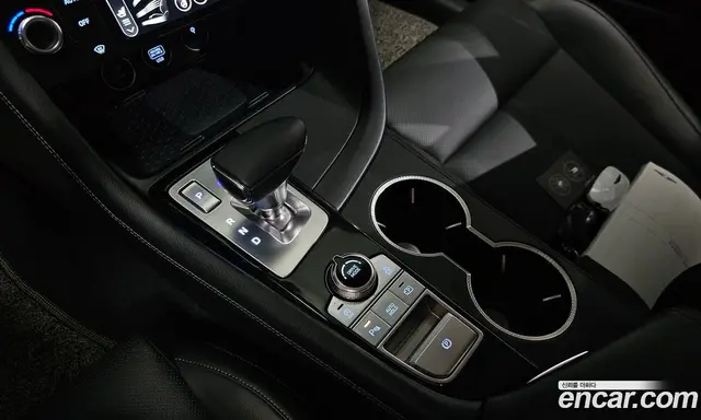 Genesis G70 2023 2.5 автомат (гидро), миниатюра 11