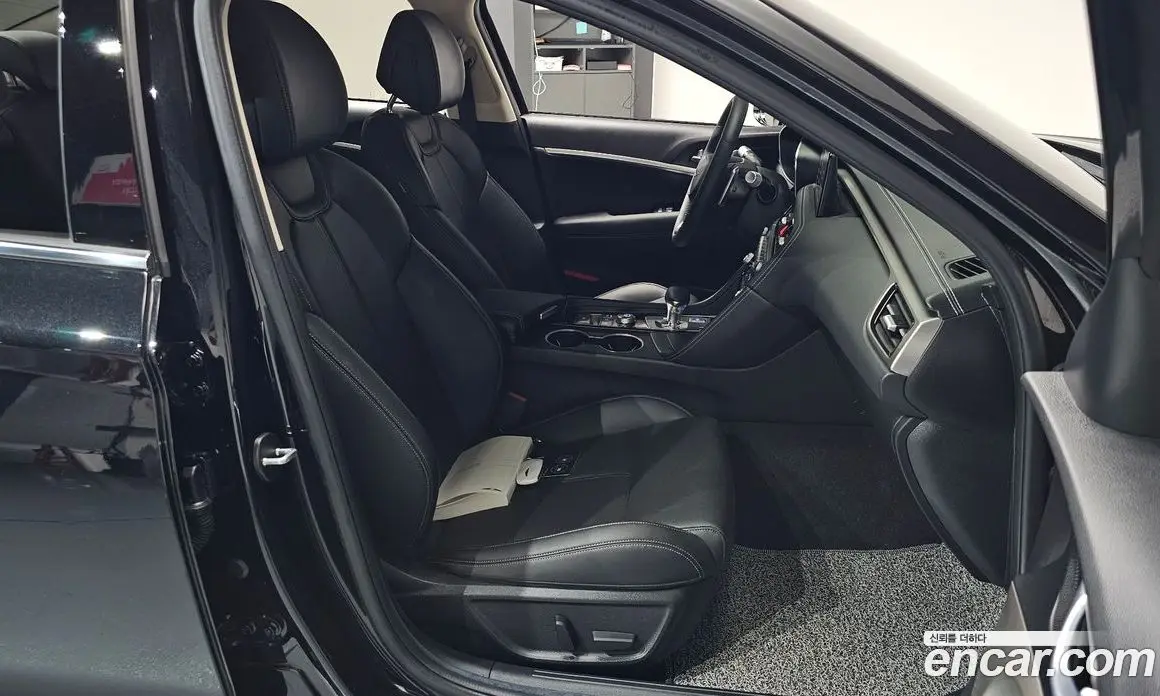 Genesis G70 2023 2.5 автомат (гидро), фото 15