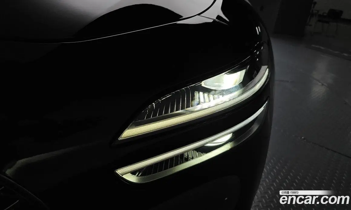 Genesis G70 2023 2.5 автомат (гидро), фото 7