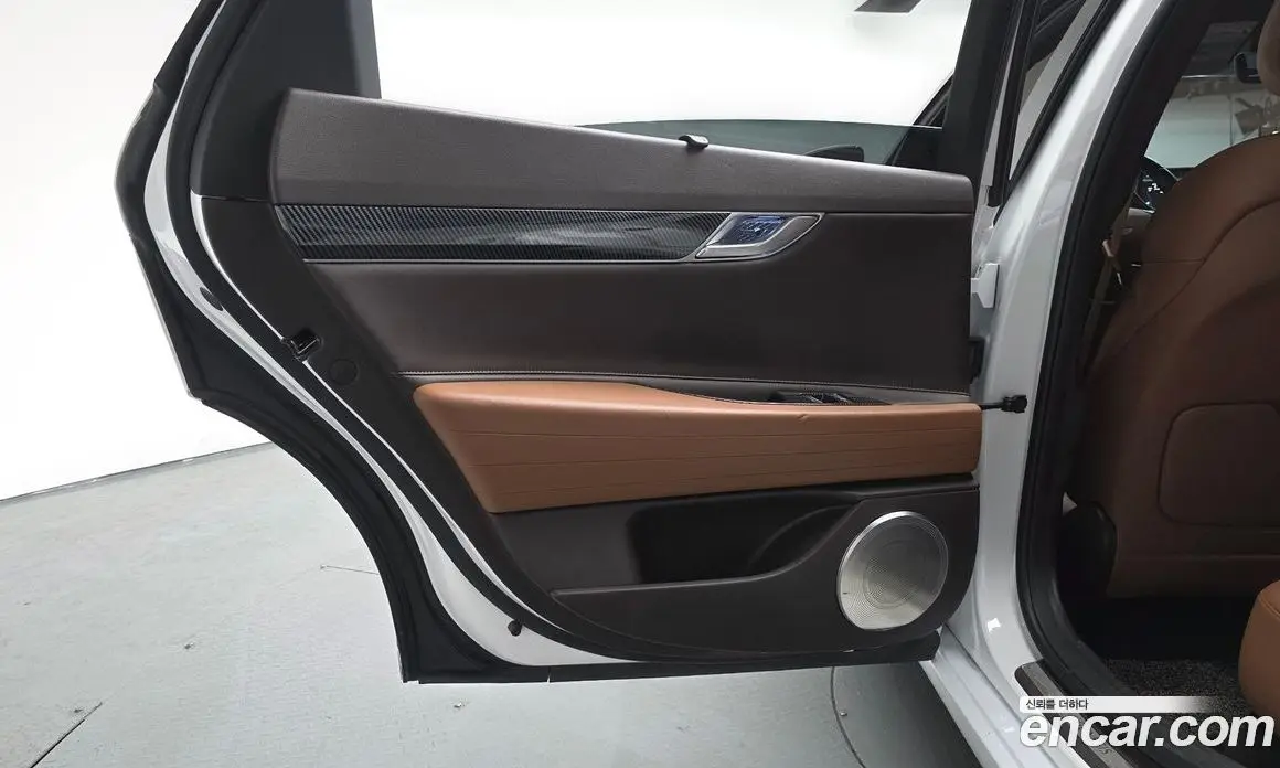 Genesis G80 2021 2.5 автомат (гидро), фото 15 Genesis G80 2021 2.5 автомат (гидро), фото 15