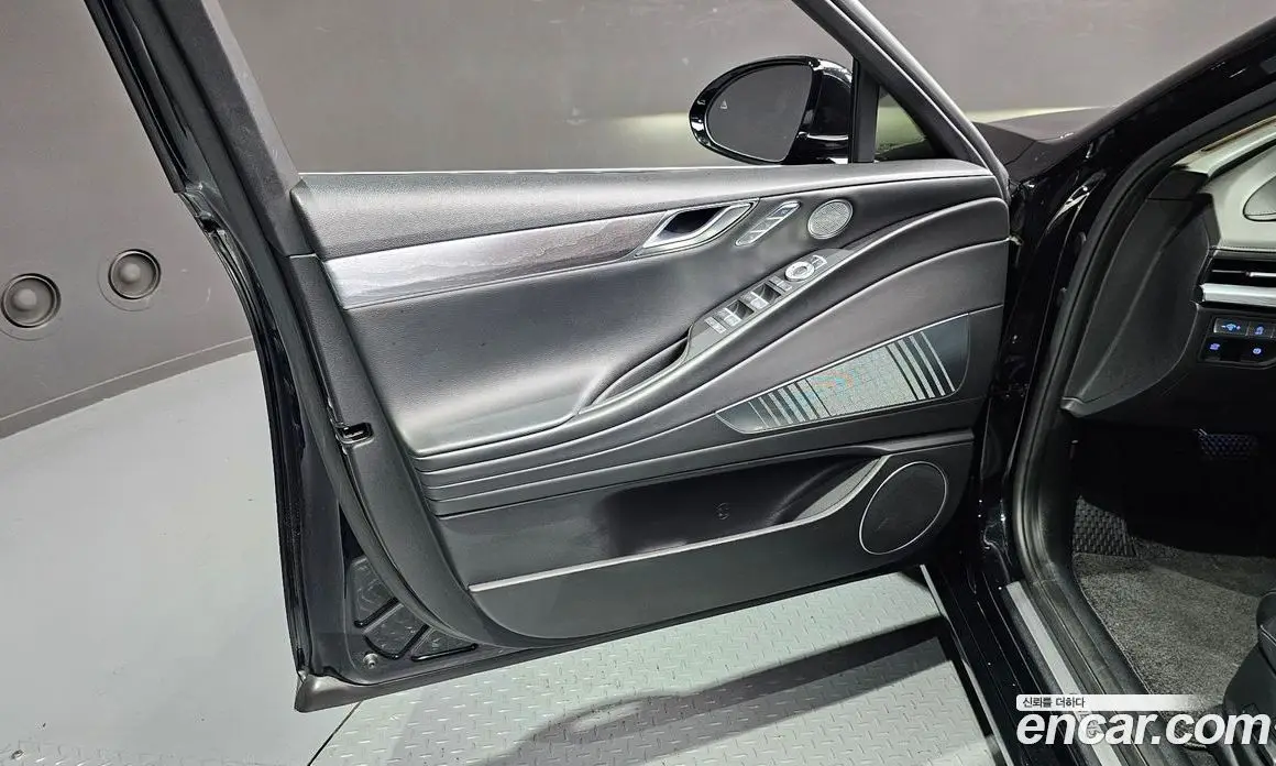 Genesis G80 2022 3.5 автомат (гидро), фото 14 Genesis G80 2022 3.5 автомат (гидро), фото 14