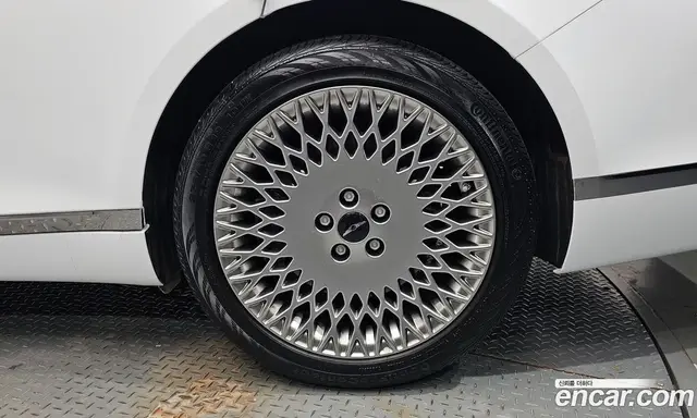 Genesis G80 2025 2.5 автомат (гидро), миниатюра 6