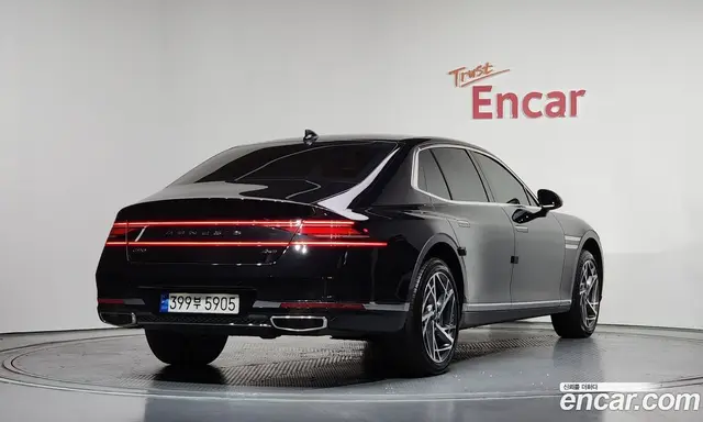 Genesis G90, 2022, 43 565 км