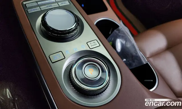 Genesis GV70 2021 2.5 автомат (гидро), миниатюра 11 Genesis GV70 2021 2.5 автомат (гидро), миниатюра 11