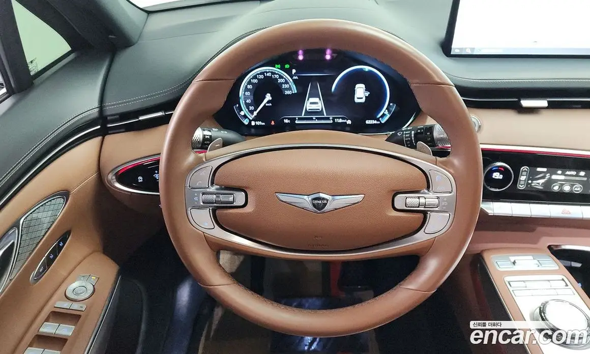 Genesis GV70 2021 2.5 автомат (гидро), фото 18 Genesis GV70 2021 2.5 автомат (гидро), фото 18