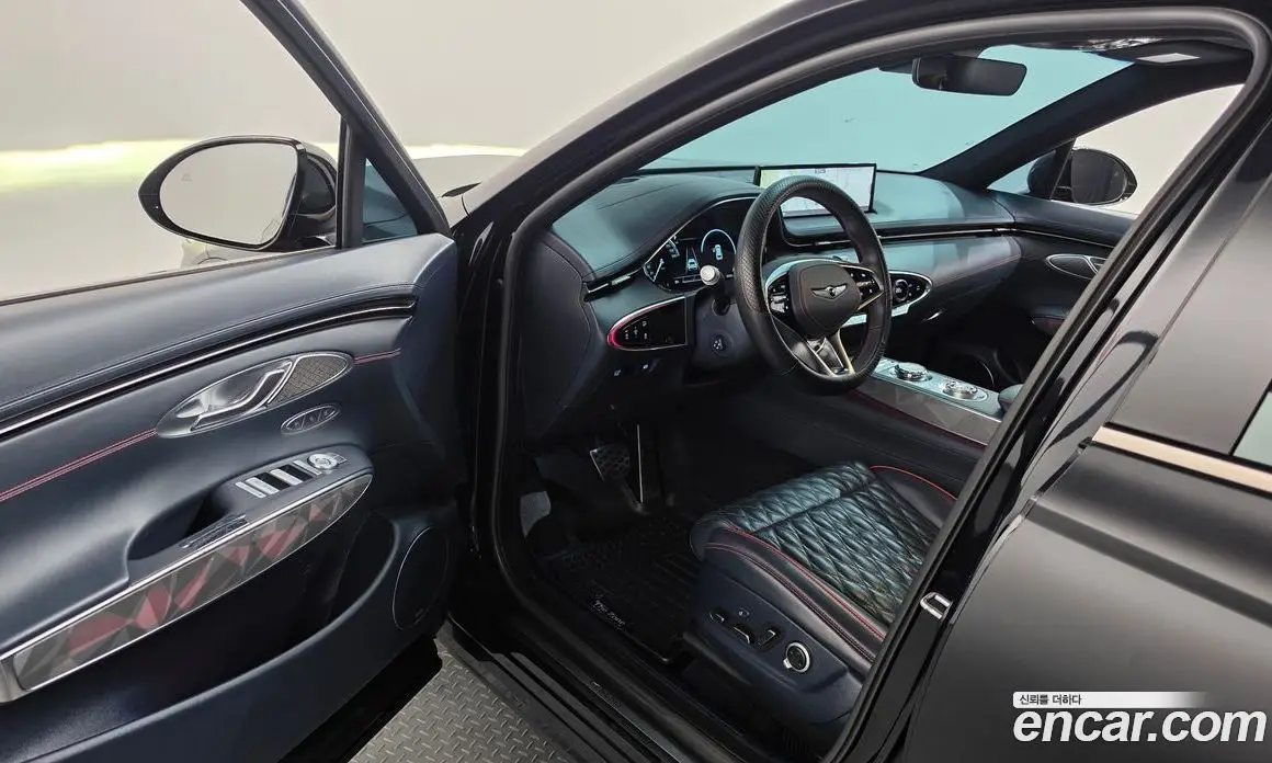 Genesis GV70 2021 2.5 автомат (гидро), фото 13 Genesis GV70 2021 2.5 автомат (гидро), фото 13