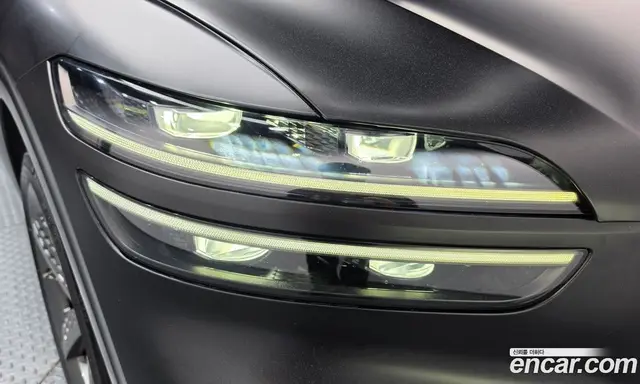 Genesis GV70 2021 2.5 автомат (гидро), миниатюра 8 Genesis GV70 2021 2.5 автомат (гидро), миниатюра 8