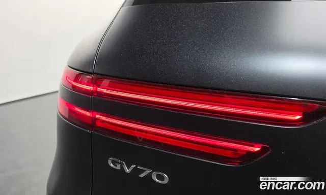 Genesis GV70 2021 2.5 автомат (гидро), миниатюра 9 Genesis GV70 2021 2.5 автомат (гидро), миниатюра 9