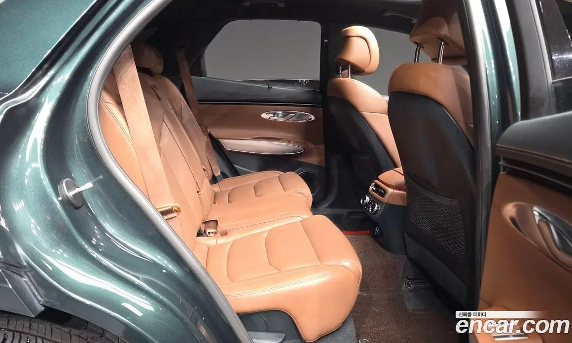 Genesis GV70 2021 2.5 автомат (гидро), фото 18